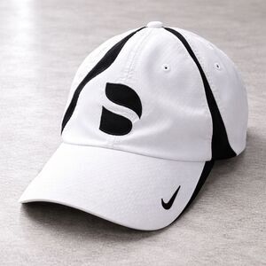 Nike D Dad Men's White Athletic Baseball Cap Embroidered Adjustable Golf Hat